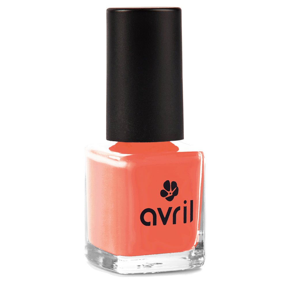 Vernis à ongles corail